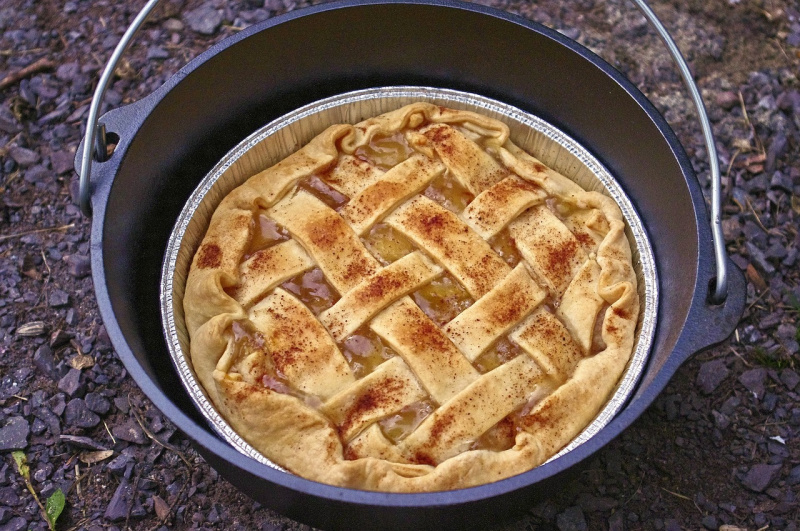How to Bake a Pie Outdoors in a Dutch Oven